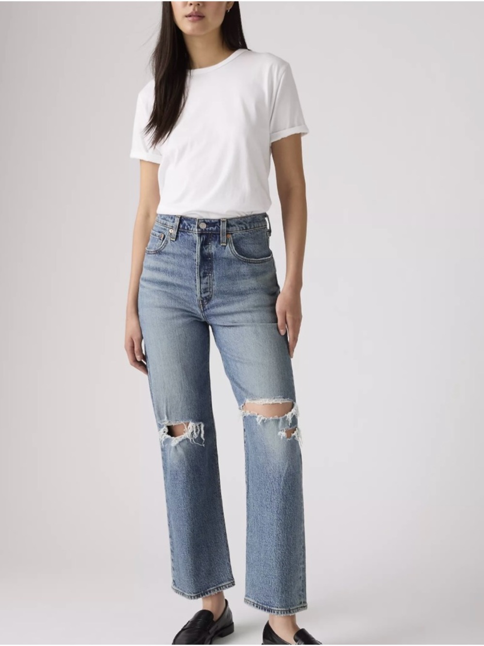 Levi’s ribcage straight ankle size 27- distressed light wash premium denim